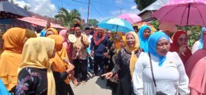 Ribuan Warga dari 15 Dusun Sambut Meriah Bakal Cagub Maluku Febry Calvin Tetelepta